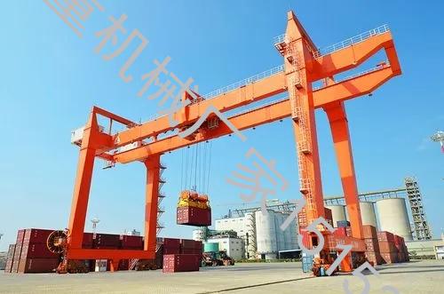 集裝箱門式起重機(jī)
